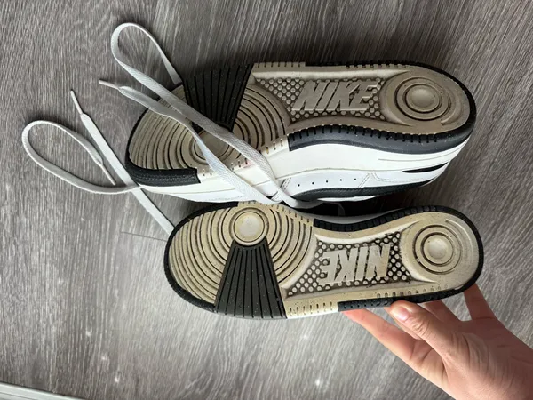 Nike Sneakers Women’s - Image 6