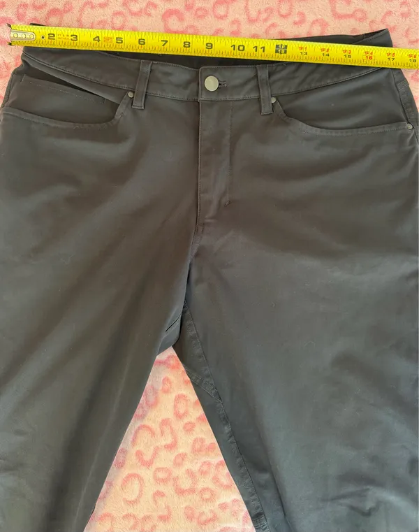 Lululemon Men's ABC Classic-Fit 5 Pocket Pant Warpstreme Obsidian Size: 33 - Image 7