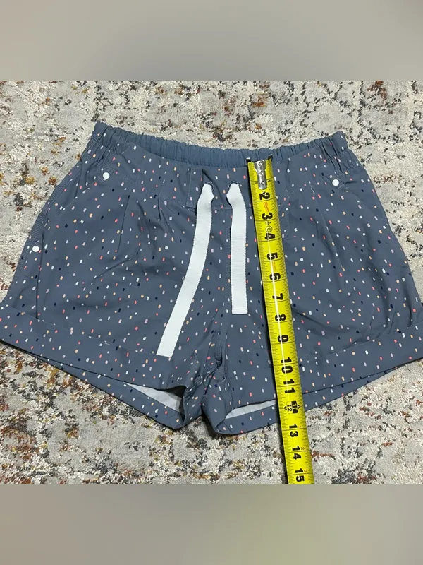 Lululemon Spring Break Away Shorts
Confetti Cake Multicolor size 6 blue - Image 7