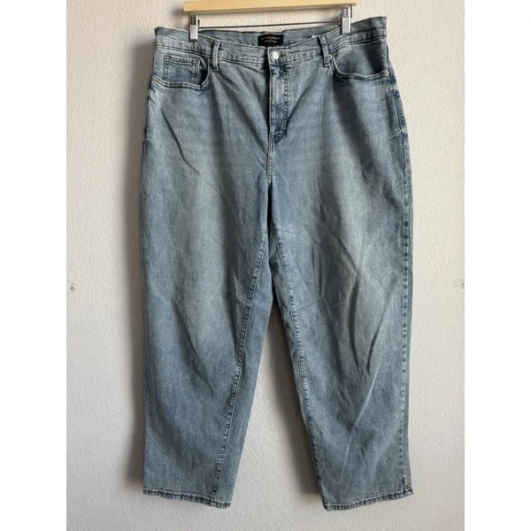 Banana Republic High Rise Straight Ankle Jeans Light Wash‎ Women's Size 33/16 - Image 6