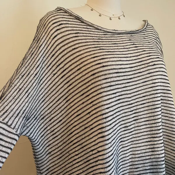 Striped Knitted Fringe Top - Image 2