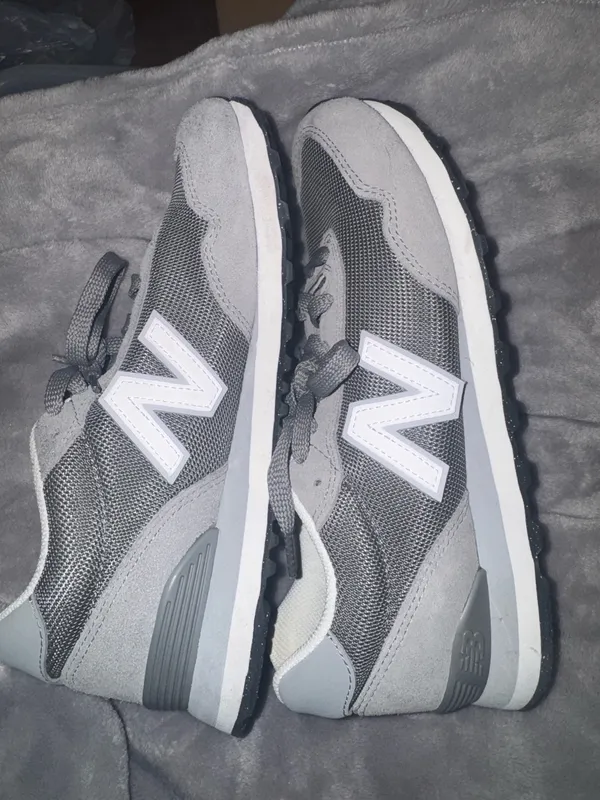 New Balance Sneakers - Image 2