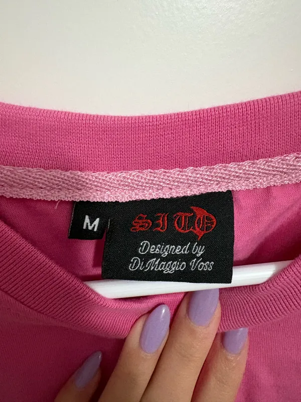 Design by Dimagoo v - Image 3
