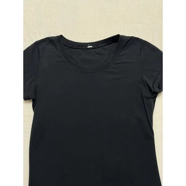 Lululemon Women's Hold Tight Short Sleeve Shirt Black Ribbed Modal Tee Sz 4/6 - Image 2