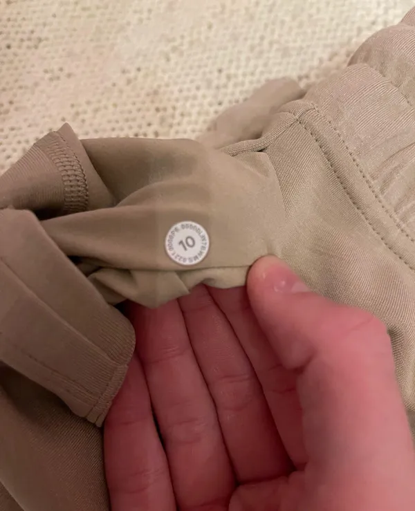 Lululemon Soft Ambition Shorts - Image 4