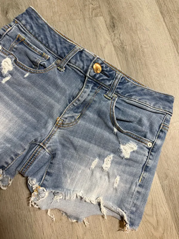 American Eagle midi denim shorts - Image 2