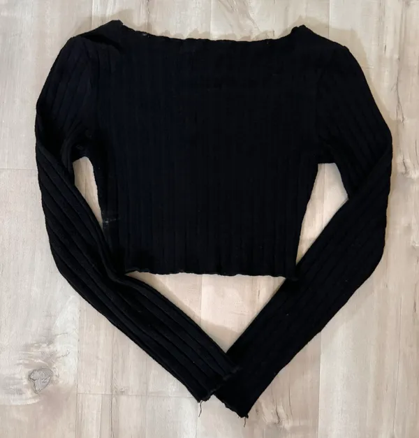 Leon Top Black - Image 3