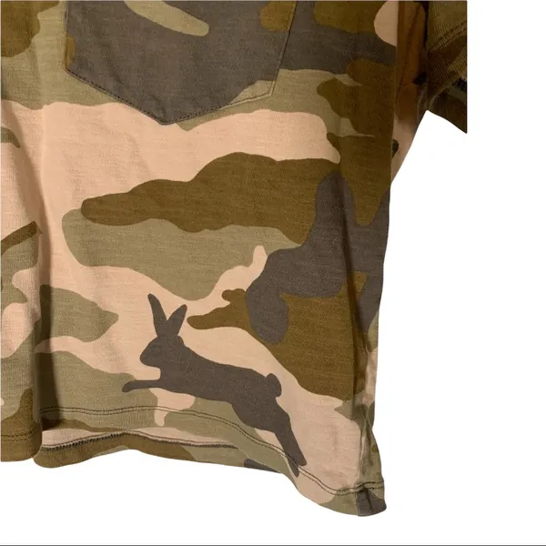 MadeWell Cropped Cottontail Camo Short Sleeve Pocket T Shirt Size M. - Image 4