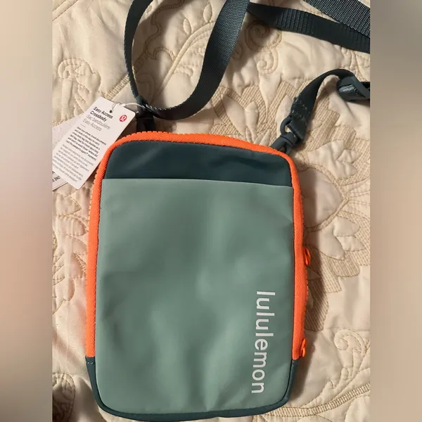 lululemon athletica Crossbody Bag - Green with Orange Trim - Image 2