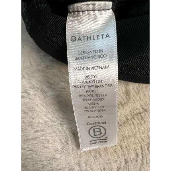 Athleta Black Cropped Tank Top Standard M High Neck Racerback Yoga Gym - Image 5