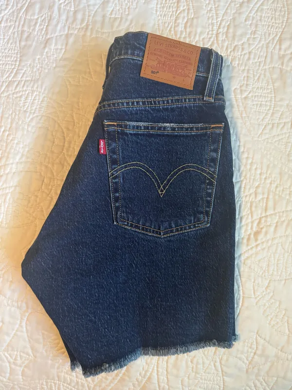 Levi’s 501 Denim Shorts High-Rise - Image 3