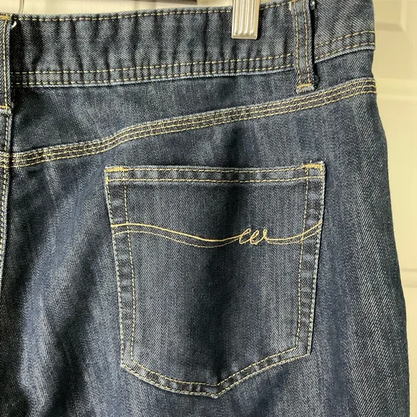 Wrangler Cropped‎ High Waist Jeans Size 16 - Image 5