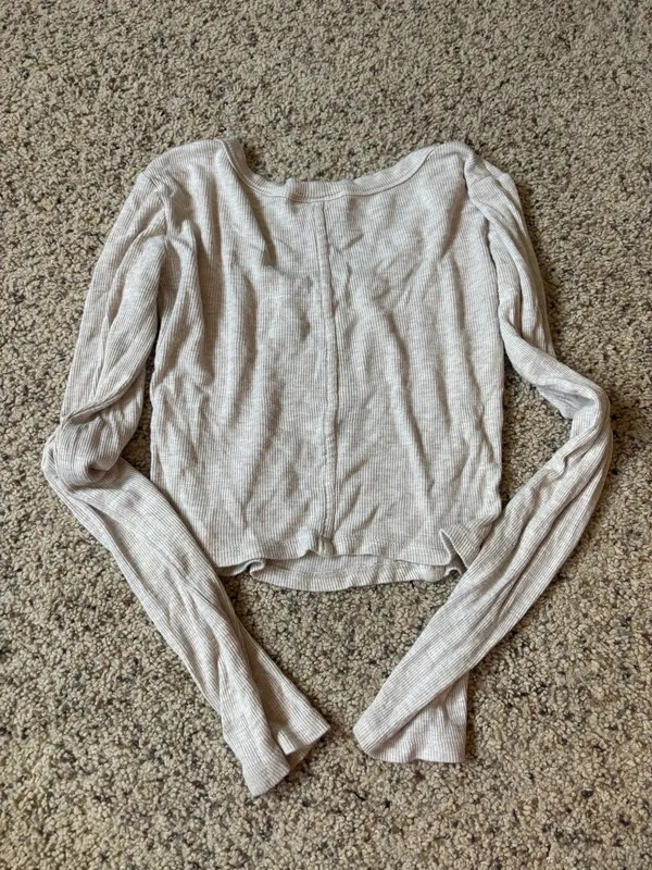 universal threads long sleeve cropped - Image 3