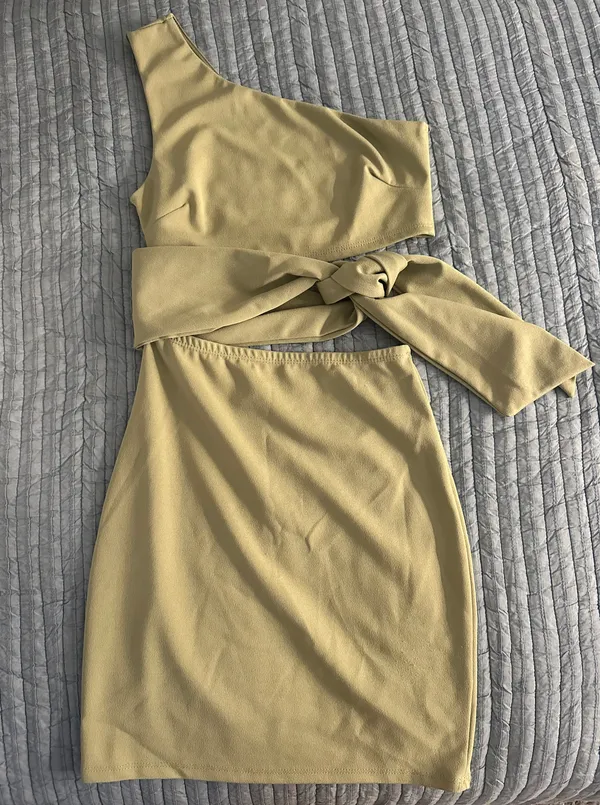 Blue Blush Green Mini Dress - Image 4