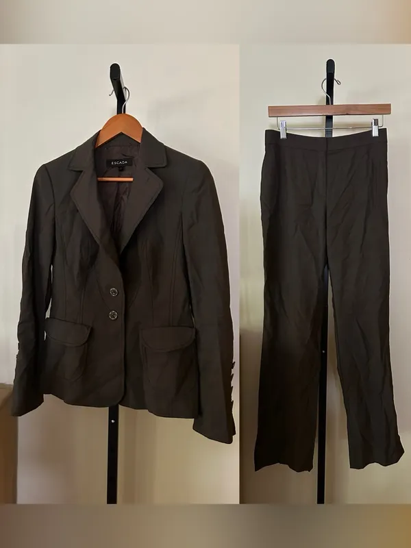 Escada Womens Pure New Wool Tailored Blazer Pants Suit Set Brown Size 36 (Small) - Image 2