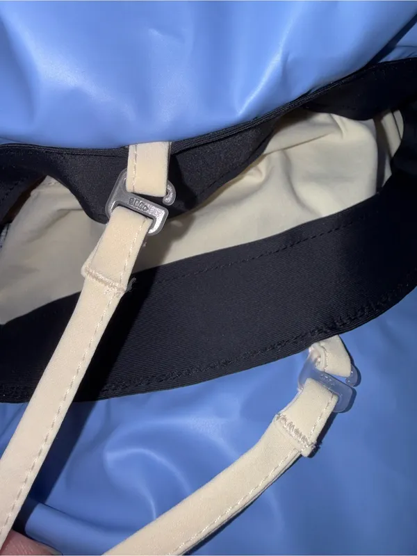 Beneunder Reversible Wide-Brim Sun Hat in Cream and Light Blue - Image 11
