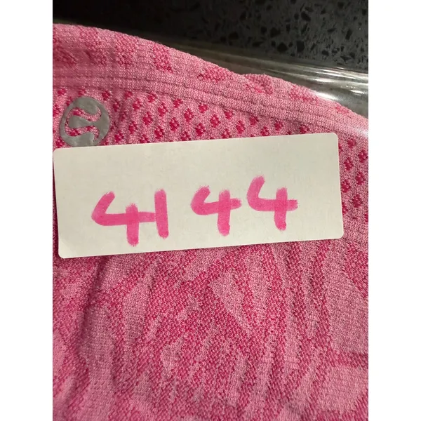 Lululemon Swiftly Tech Short Sleeve Crew Pink Rose Floral Jacquard Size 6 - Image 5