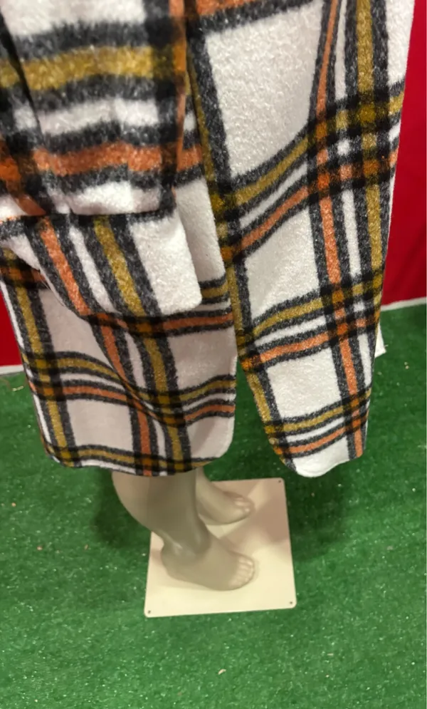 Oversized Bold Plaid Wool - Image 7