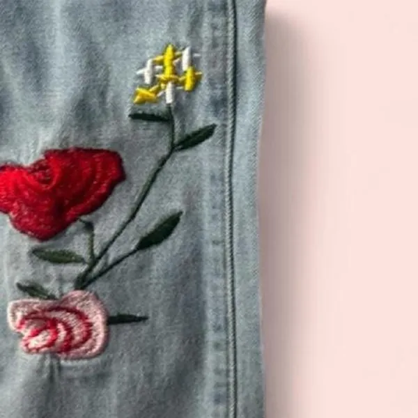Womens Shadow Jeans Y2K Embroidered Rose Distressed Crop Jeans Light Wash Size L - Image 2