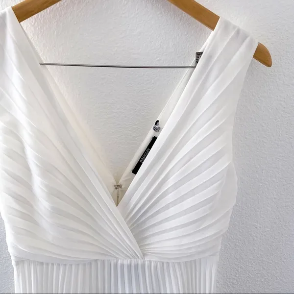 BHLDN‎ Sloane Gown 4 - Image 6