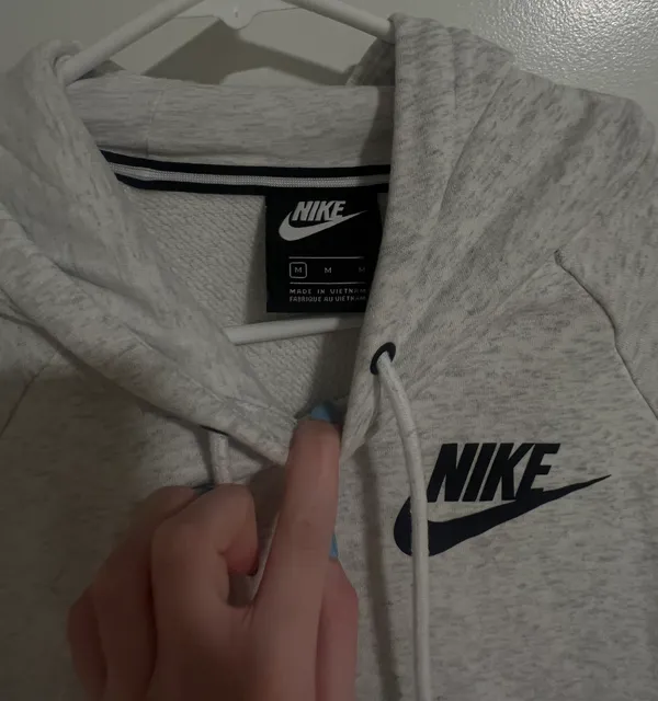 Nike Hoodie - Image 2