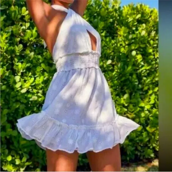 Aerie White Eyelet Crossover/Halter Dress Size L - Image 2