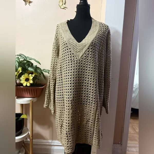 Women’s Cream Crochet Swim Coverup with V-Neck - Image 7