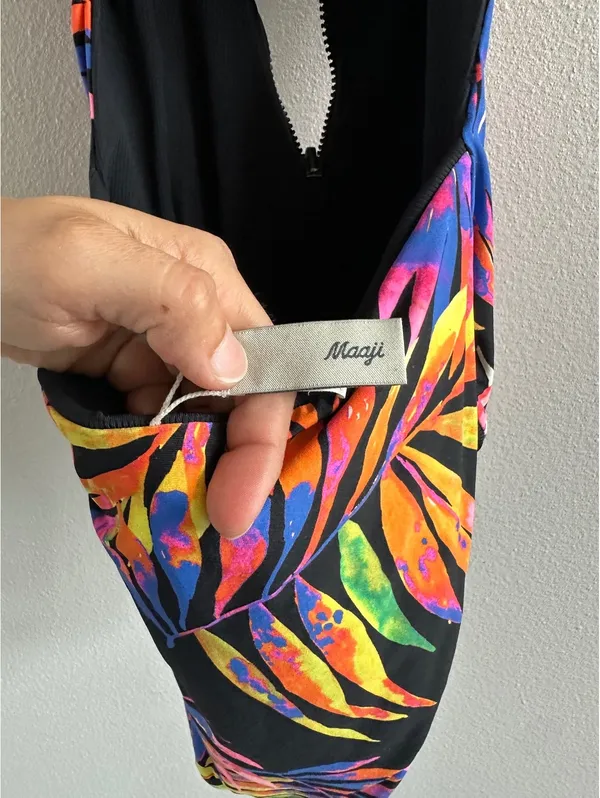 maaji Onyx Lynx Surf One Piece reversible Size M - Image 5