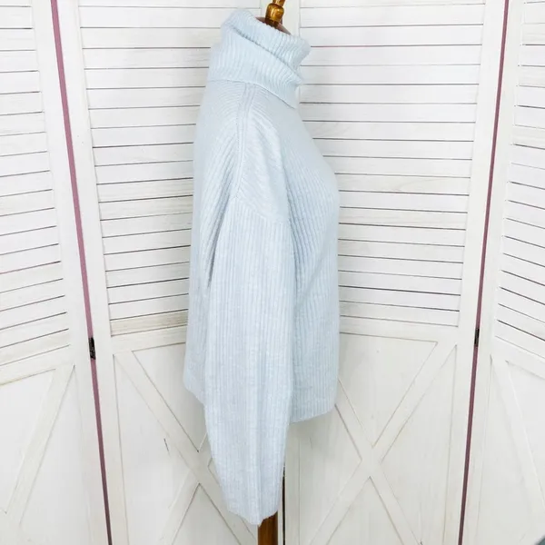 H&M Oversized Ribbed Cowl Neck Sweater Powder Blue Medium‎ - Image 3