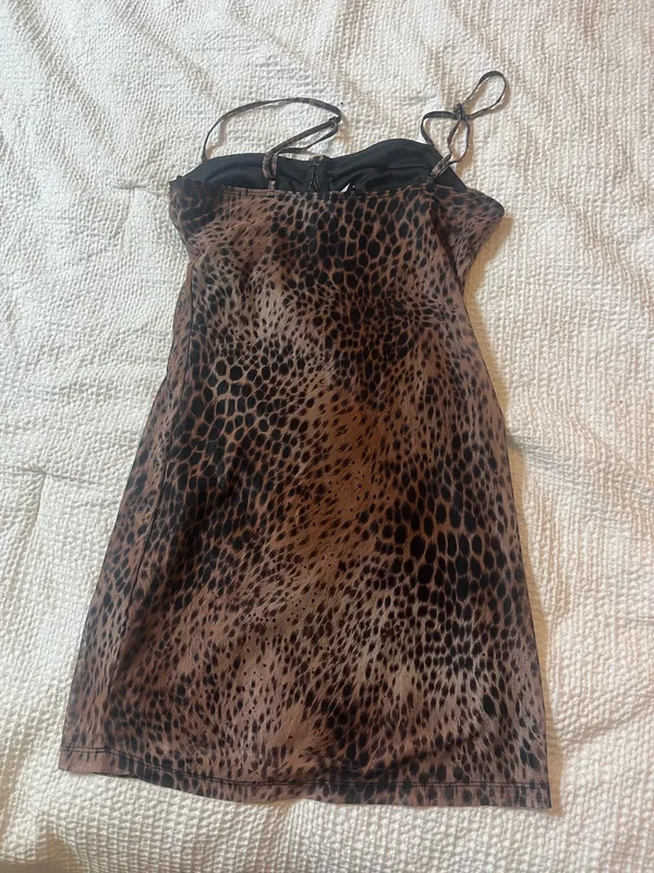 Cheetah print dress Motel size M  - Image 2