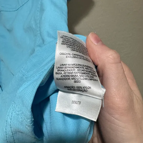 Columbia Sportswear Company Blue Button Up Top - women’s small - Image 4