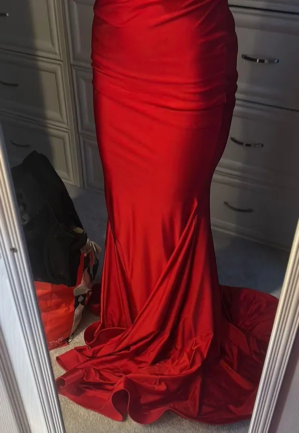 Cousin Couture prom dress - Image 3