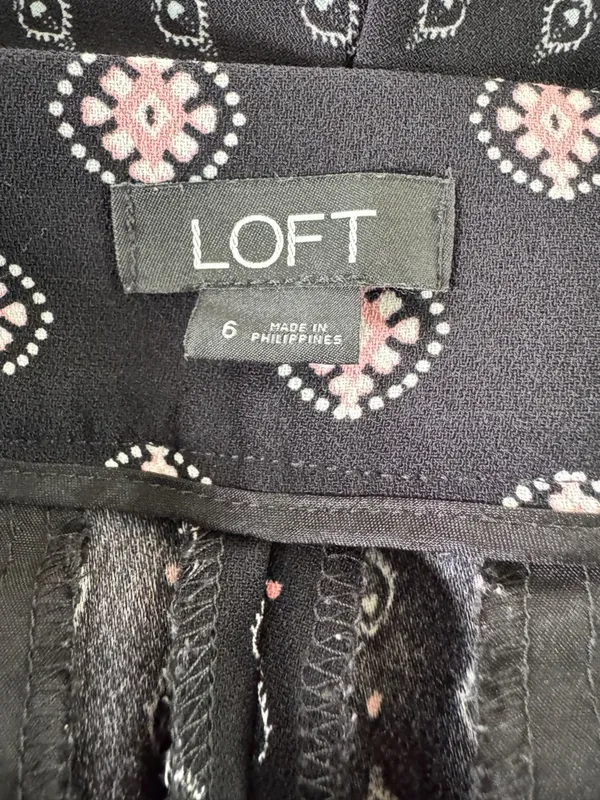 LOFT Wide Leg Cropped Pants Sz 6 Black Floral Print High Rise Lightweight - Image 7