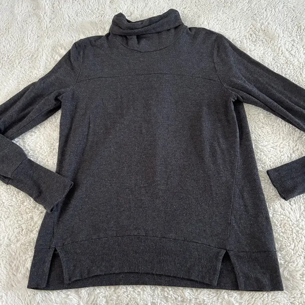 Alo Womens Turtleneck Sweatshirt Grey Sz S Yoga Athleisure Luxe Preppy Workout - Image 2