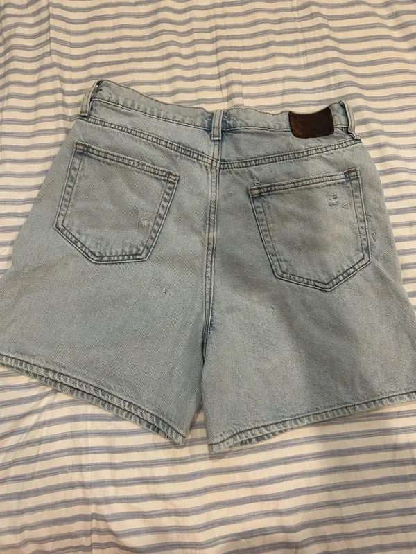 Hidden Jeans Shorts High-Rise Jean - Image 4