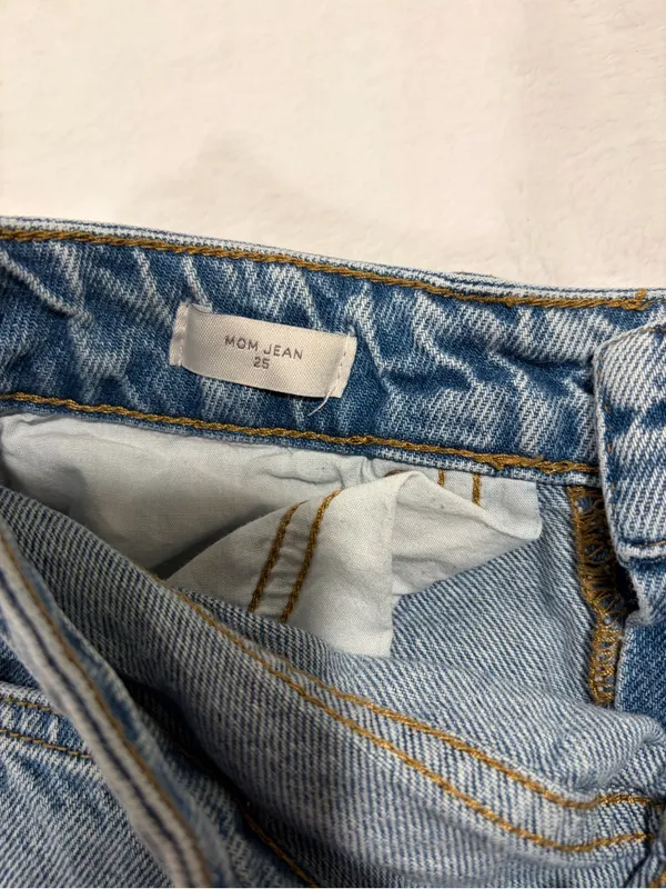 PacSun High Waisted Distressed Mom Jean - Size 25 - Image 8