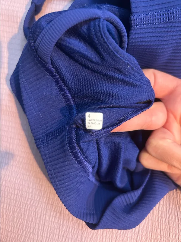 Lululemon Energy Longline Bra Ribbed - Image 4