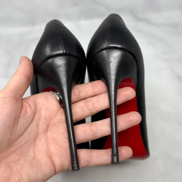 Christian Louboutin Vintage Y2K Yousra 100 Leather Notched Vamp Pump Heels Black - Image 9