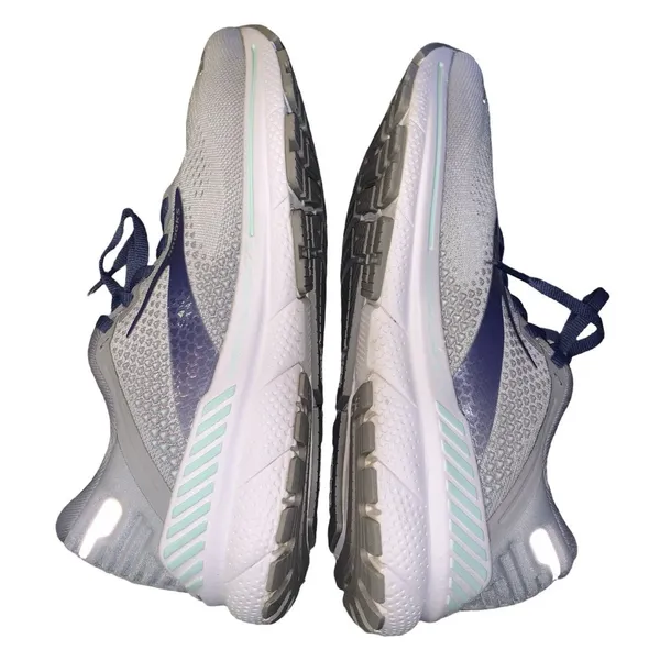 Brooks Adrenaline GTS 22 Running Shoes woman's Sz 10 Gray/Blue #1203531B045 - Image 4