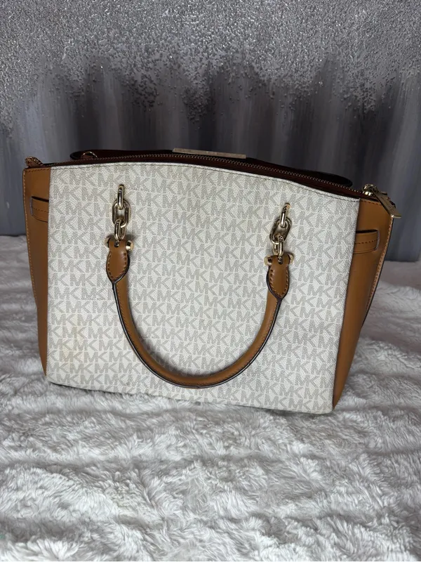 Michael Kors Rochelle Satchell - Image 3