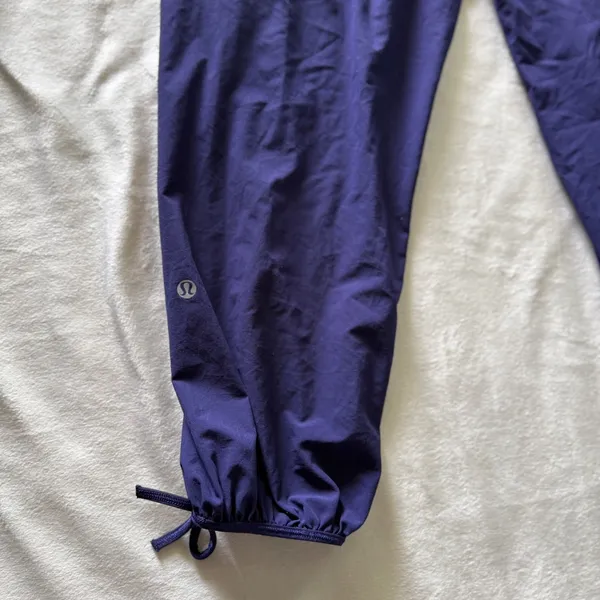 Lululemon Om Pants Purple High Rise Yoga‎ Joggers Adjustable Hem Size 6 - Image 7
