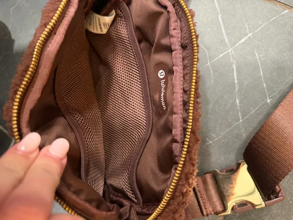 Lululemon Belt Bag - Image 2
