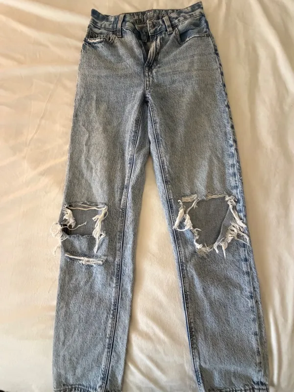 American Eagle Straight Jeans - Image 2