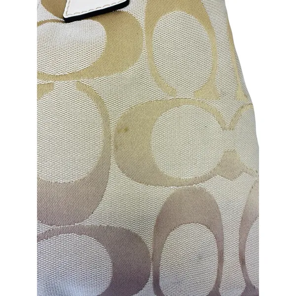 Coach‎ Beige Signature Canvas and Patent Leather Kisslock Framed Carryall Tote - Image 3