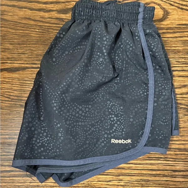 Reebok Women's Dark Gray Athletic Shorts - Image 5