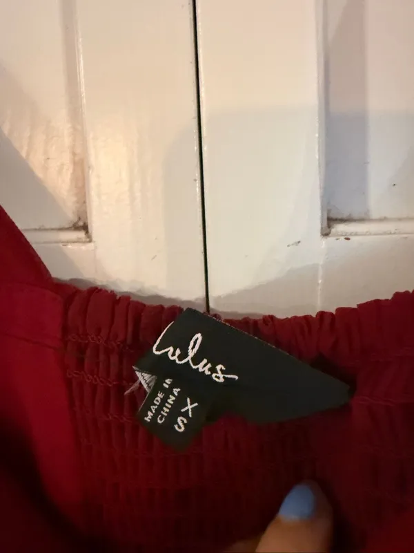 Lulu’s NWT wine red tie shoulder midi dress size x small - Image 3