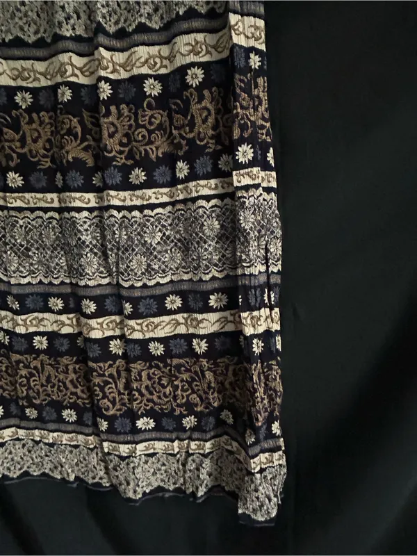 First Option Women’s Black & Cream Patterned Midi Skirt SZ MD - Image 4