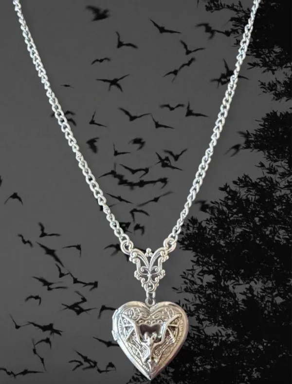 Gothic Vampire Bat Heart Locket Necklace 🦇 Halloween Silver - Image 2