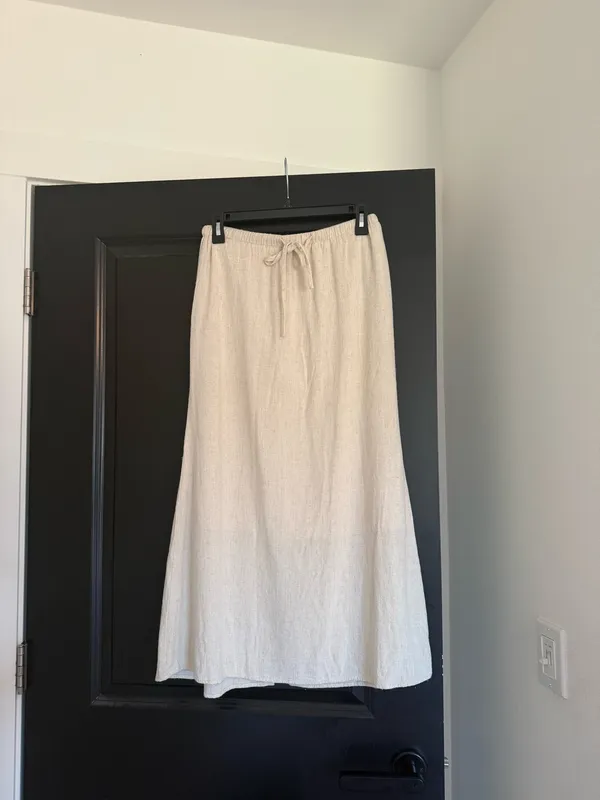 NWOT maxi linen skirt - Image 4