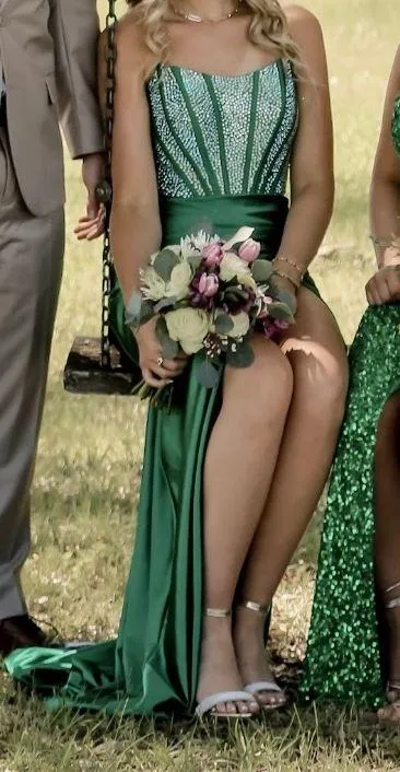 Abby Paris Prom dress - Image 3